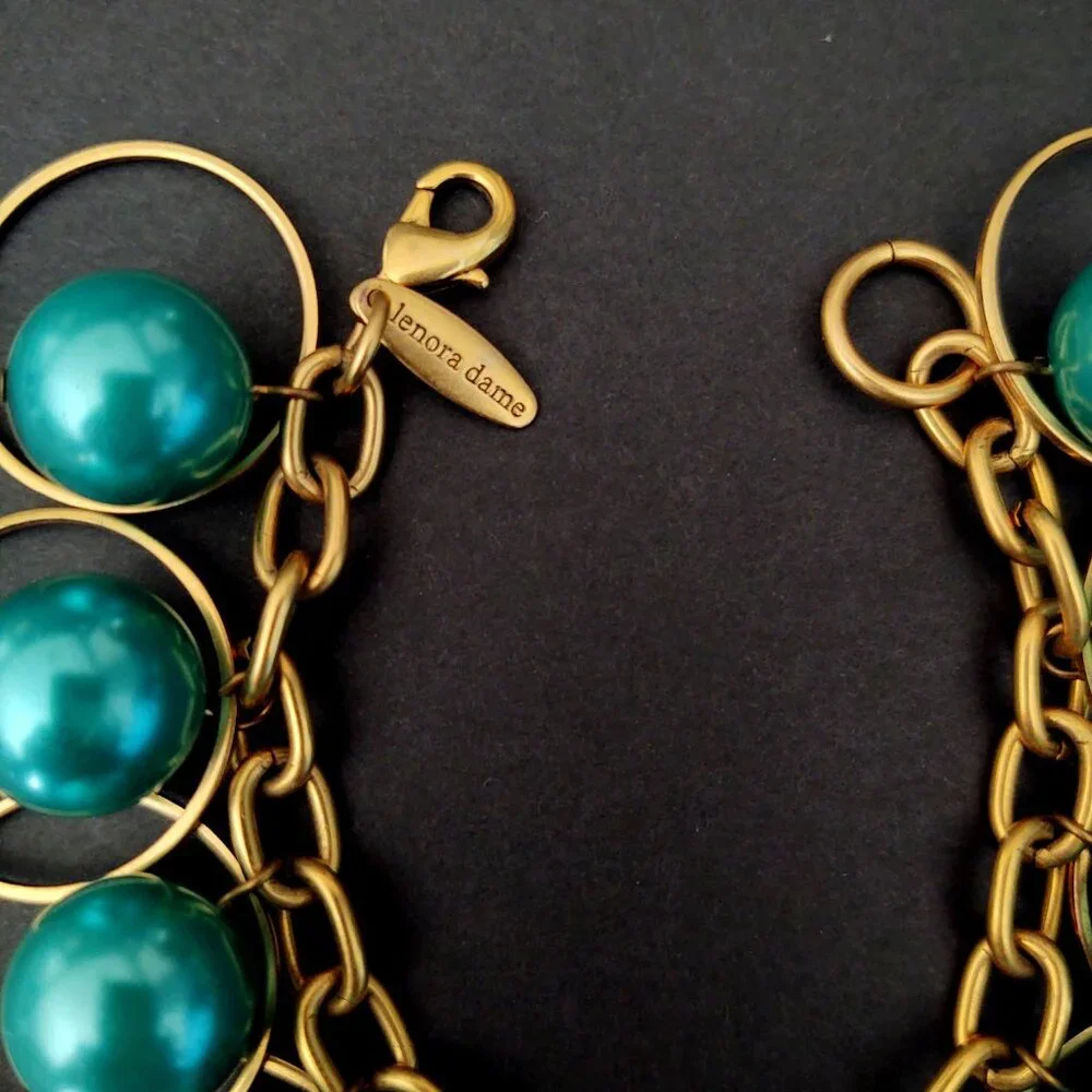 Metallic teal beaded hoop statement bracelet - Picture 5 of 9